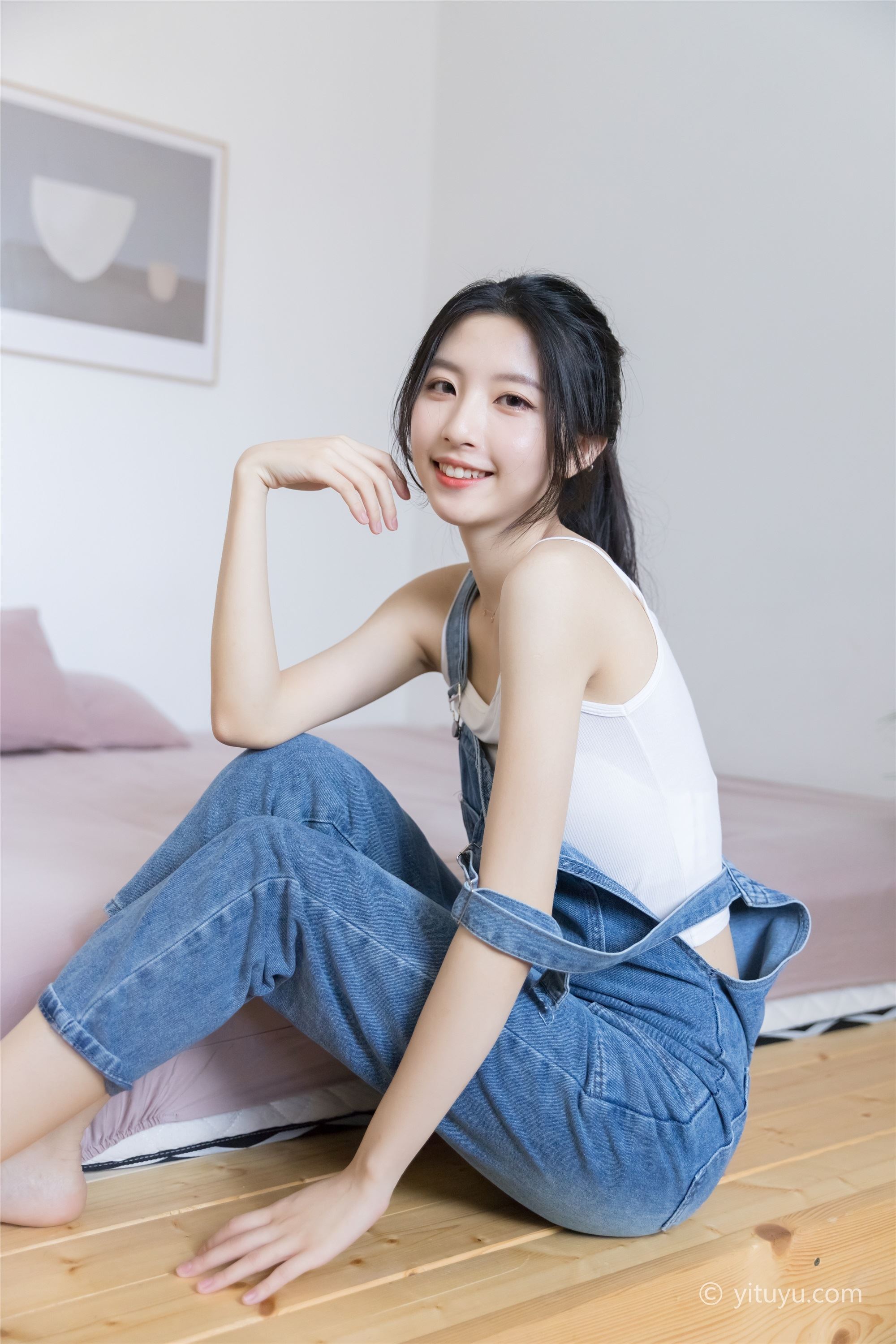 YITUYU 艺图语 2021.04.21 蓝色牛仔裤 小铟